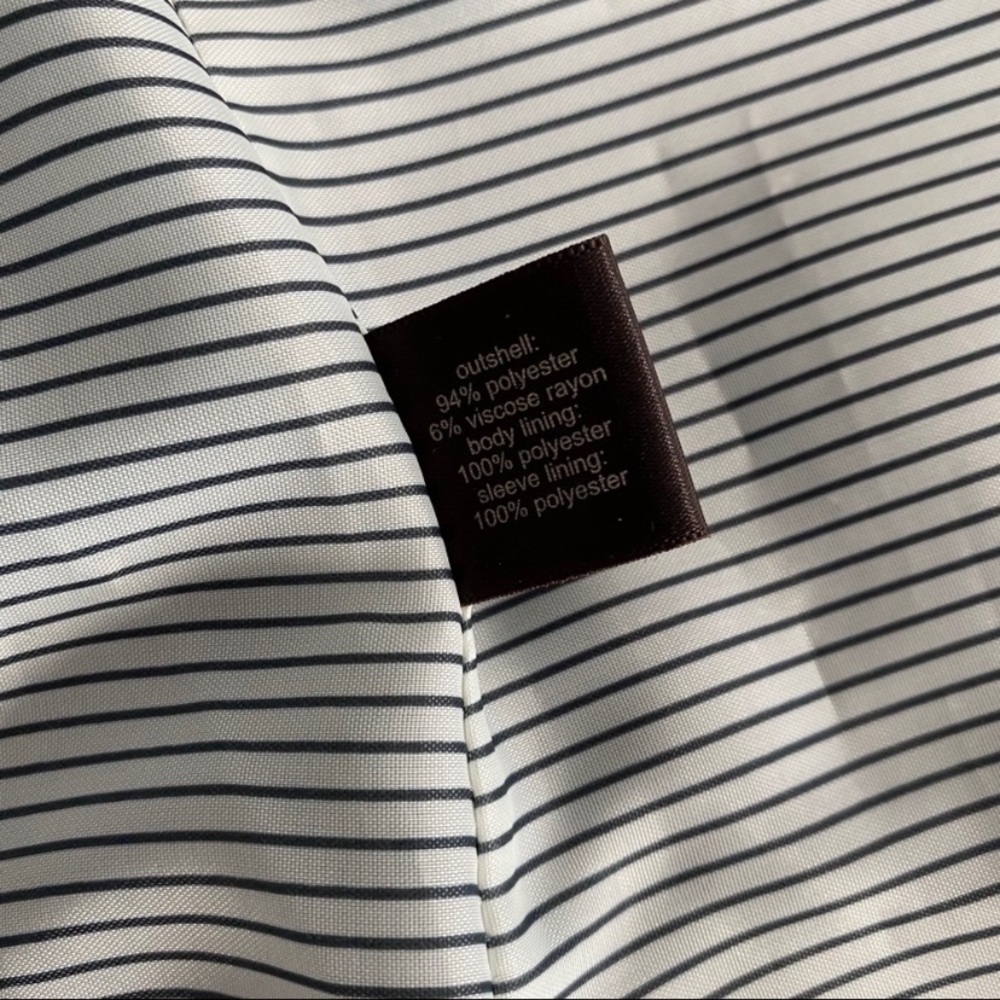 The limited  short sleeve blazer size S new - Picture 6 of 9